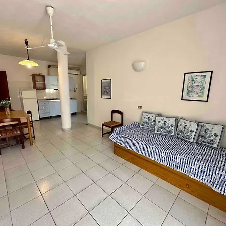 Corallo Spacious Place To Steps From The Sea *