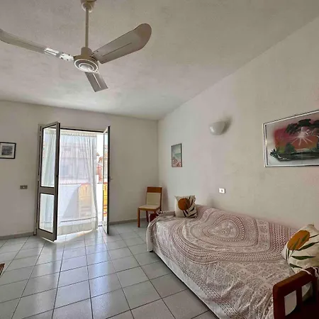 Lejlighed Corallo Spacious Place To Steps From The Sea La Caletta
