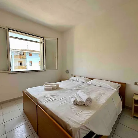 Corallo Spacious Place To Steps From The Sea Appartamento La Caletta