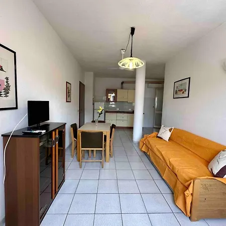 Corallo Spacious Place To Steps From The Sea Appartamento