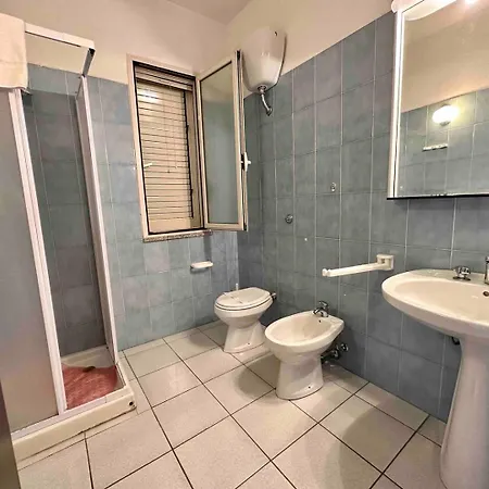 Corallo Spacious Place To Steps From The Sea Appartamento La Caletta
