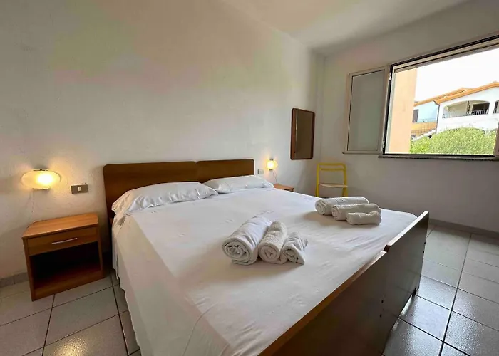 Corallo Spacious Place To Steps From The Sea Apartman La Caletta